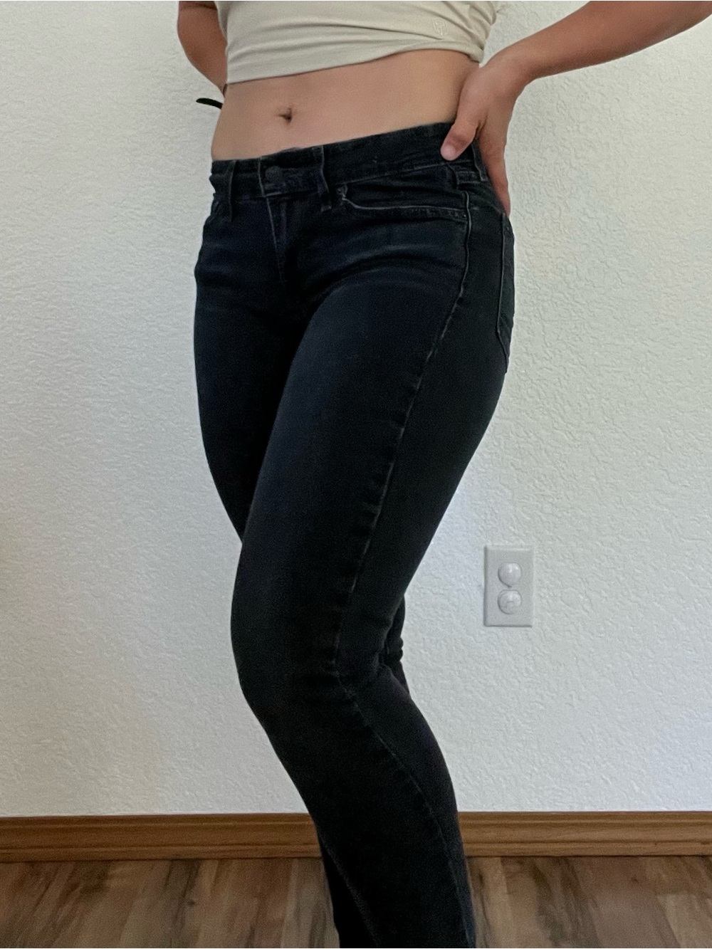 Levi’s 711 Black Stretch Skinny Jeans